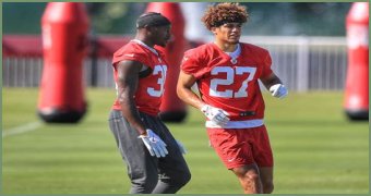 Zyon McCollum age, height, ethnicity, family, college, 40 time, draft, trade, net worth, Instagram